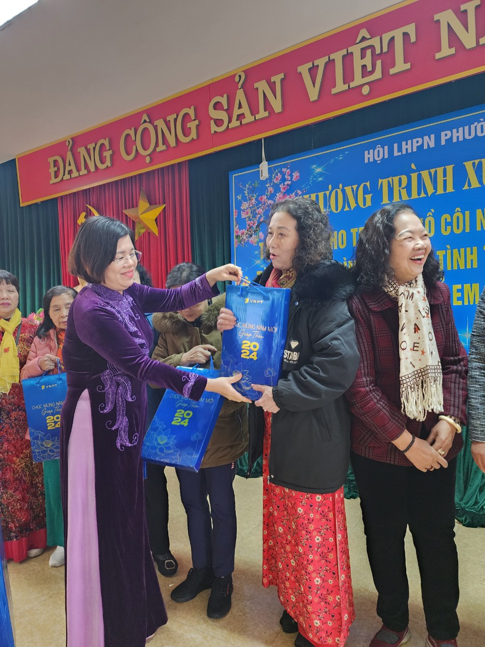 “Xuân yêu thương” của phụ nữ phường Ô Chợ Dừa - ảnh 5