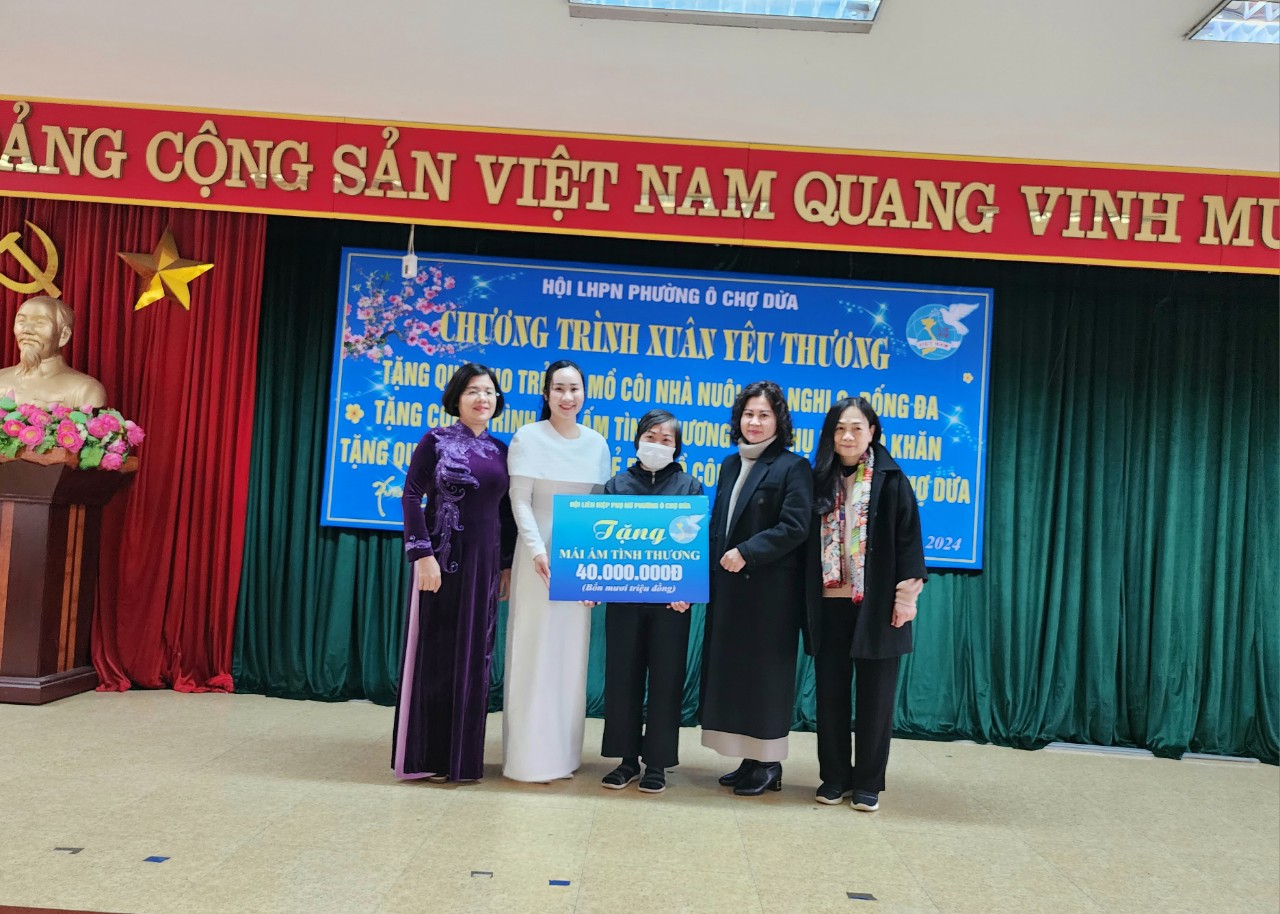 “Xuân yêu thương” của phụ nữ phường Ô Chợ Dừa - ảnh 1