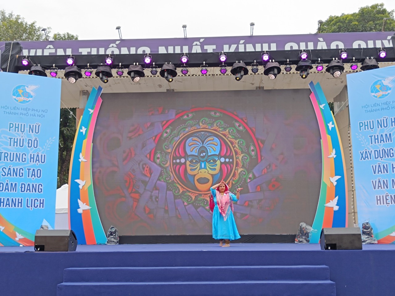 Festival “Phụ nữ Thủ đô vì hòa bình, phát triển” năm 2024: Thúc đẩy tinh thần đoàn kết, hội nhập, phát triển giữa phụ nữ - ảnh 9
