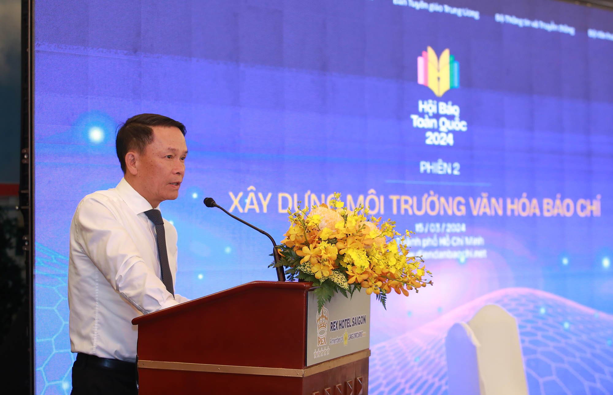Xây dựng môi trường văn hoá phải là vấn đề sống còn với cơ quan báo chí - ảnh 1