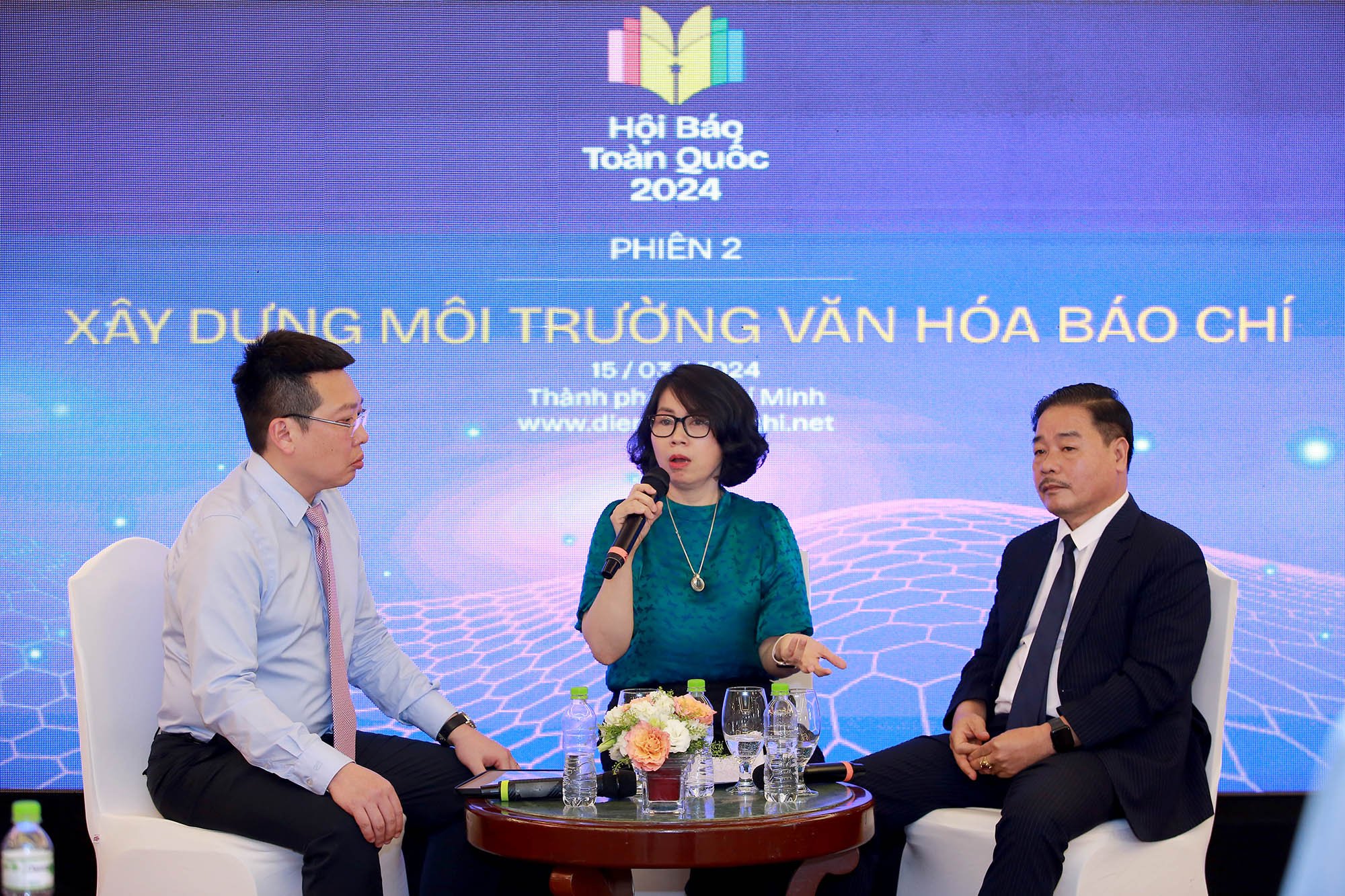 Xây dựng môi trường văn hoá phải là vấn đề sống còn với cơ quan báo chí - ảnh 3
