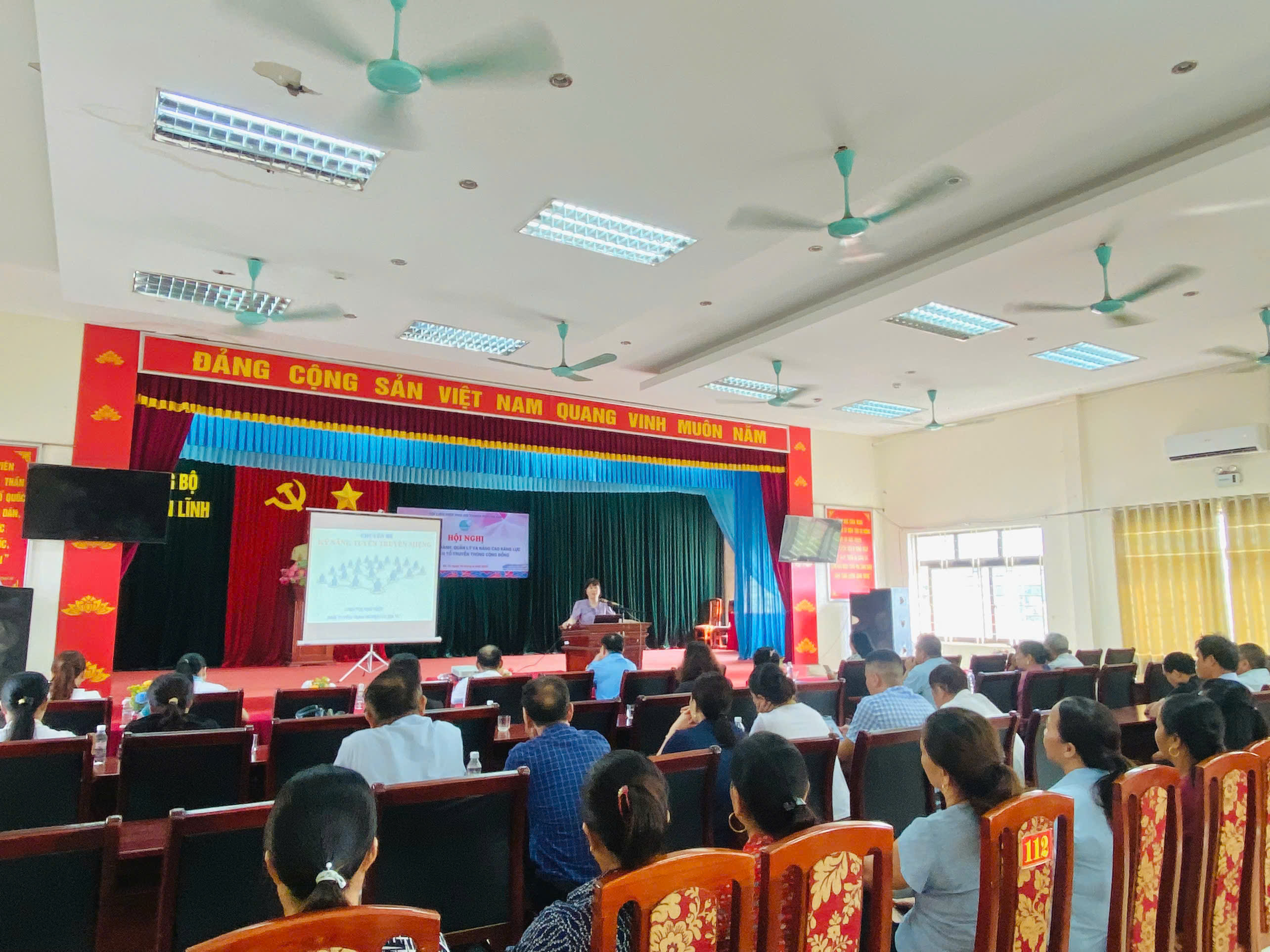 Hội LHPN huyện Ba Vì: Tập huấn kỹ thuật xử lý rác thải tại nguồn - ảnh 3