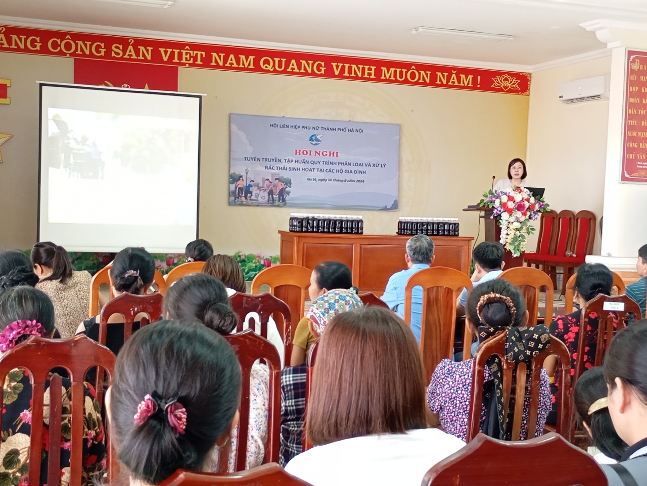 Hội LHPN huyện Ba Vì: Tập huấn kỹ thuật xử lý rác thải tại nguồn - ảnh 1