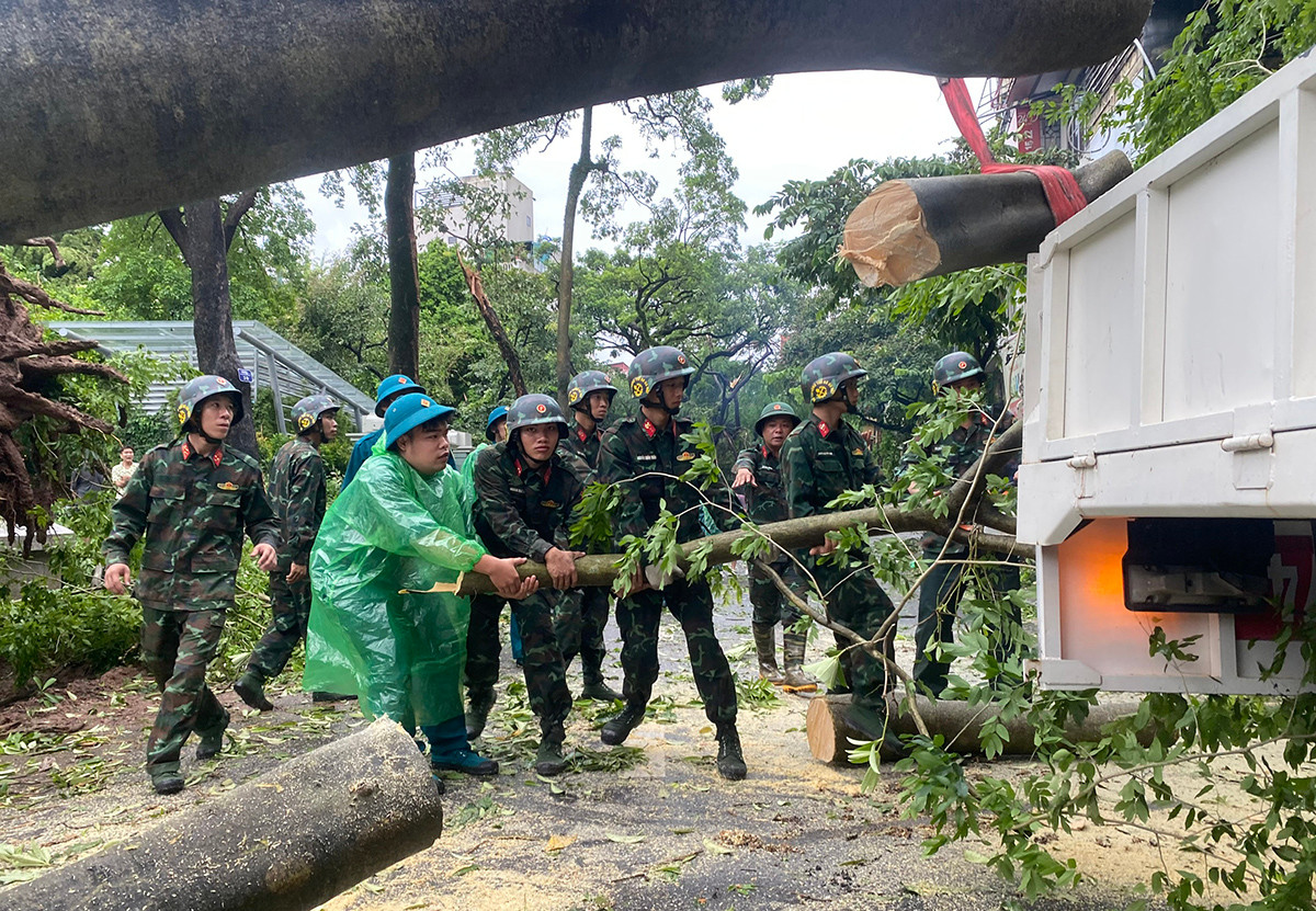 Người dân đánh giá cao công tác phòng, chống bão của Thành phố - ảnh 1