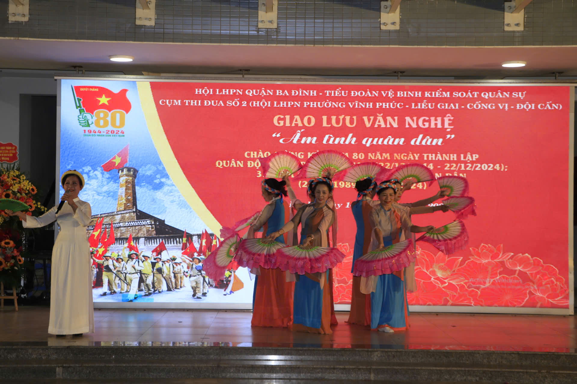 Tổ chức Liên hoan văn nghệ quần chúng “Ấm tình quân dân“ - ảnh 4