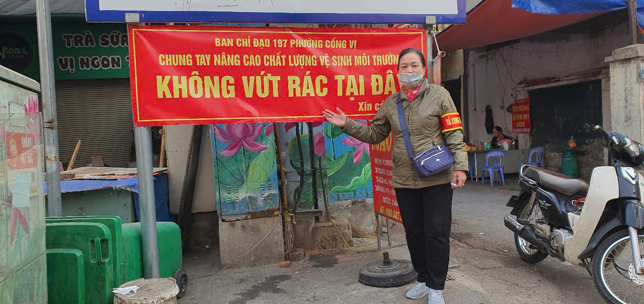 Phụ nữ Ba Đình tham gia xây dựng “đoạn đường/tuyến phố không rác” - ảnh 15