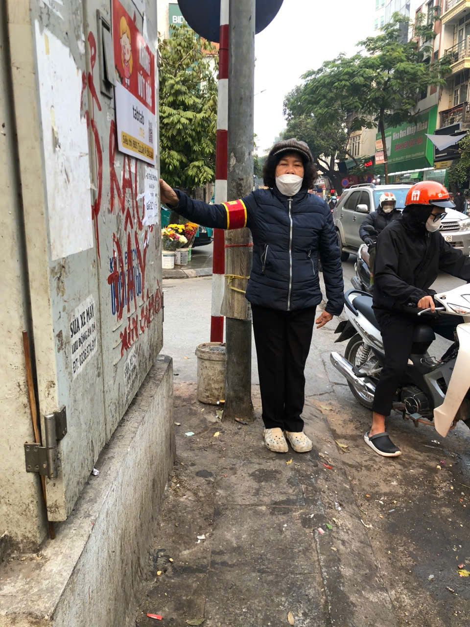 Phụ nữ Ba Đình tham gia xây dựng “đoạn đường/tuyến phố không rác” - ảnh 16
