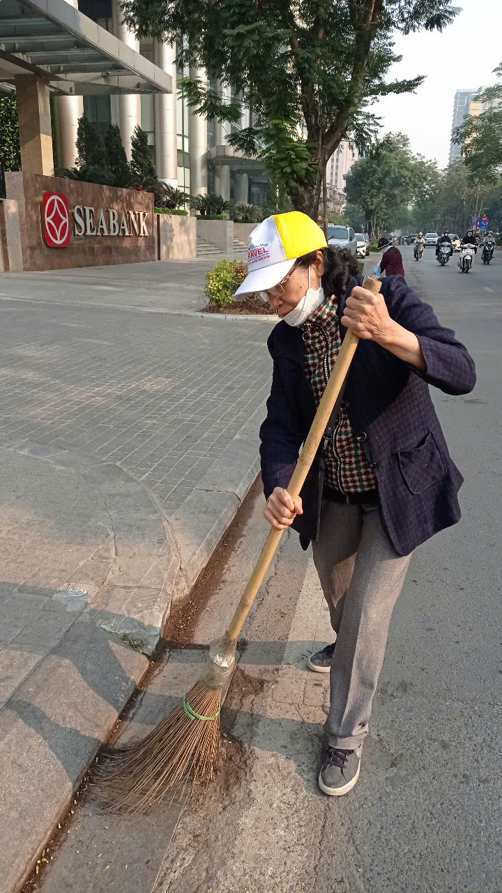 Phụ nữ Ba Đình tham gia xây dựng “đoạn đường/tuyến phố không rác” - ảnh 3