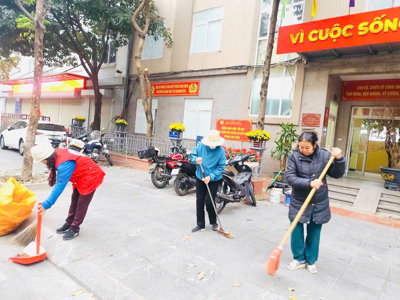 Huy động toàn bộ cán bộ, hội viên phụ nữ và cộng đồng tham gia làm sáng, xanh, sạch, đẹp Thành phố - ảnh 3