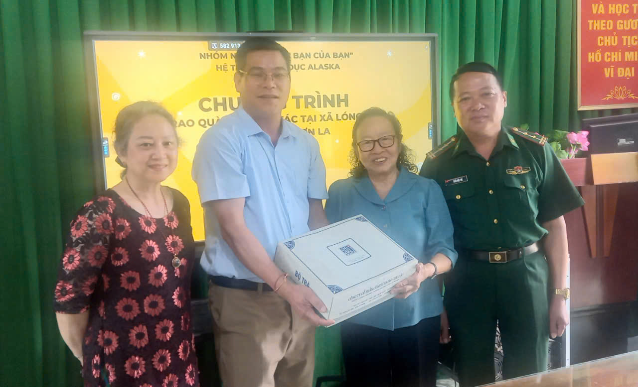 Nữ bác sĩ quân y “Ba đảm đang” từ trong thời chiến đến thời bình - ảnh 8