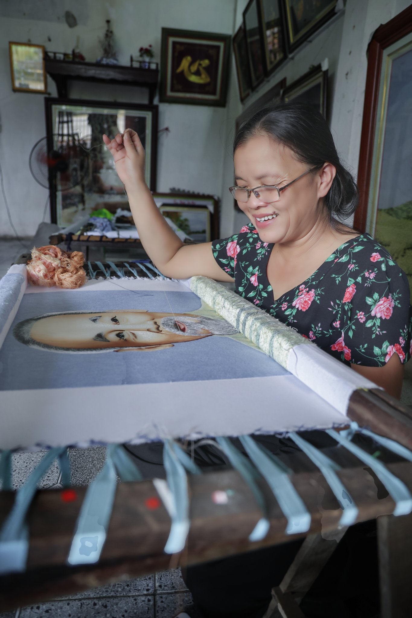 Những nghệ nhân tâm huyết giữ nghề truyền thống - ảnh 2