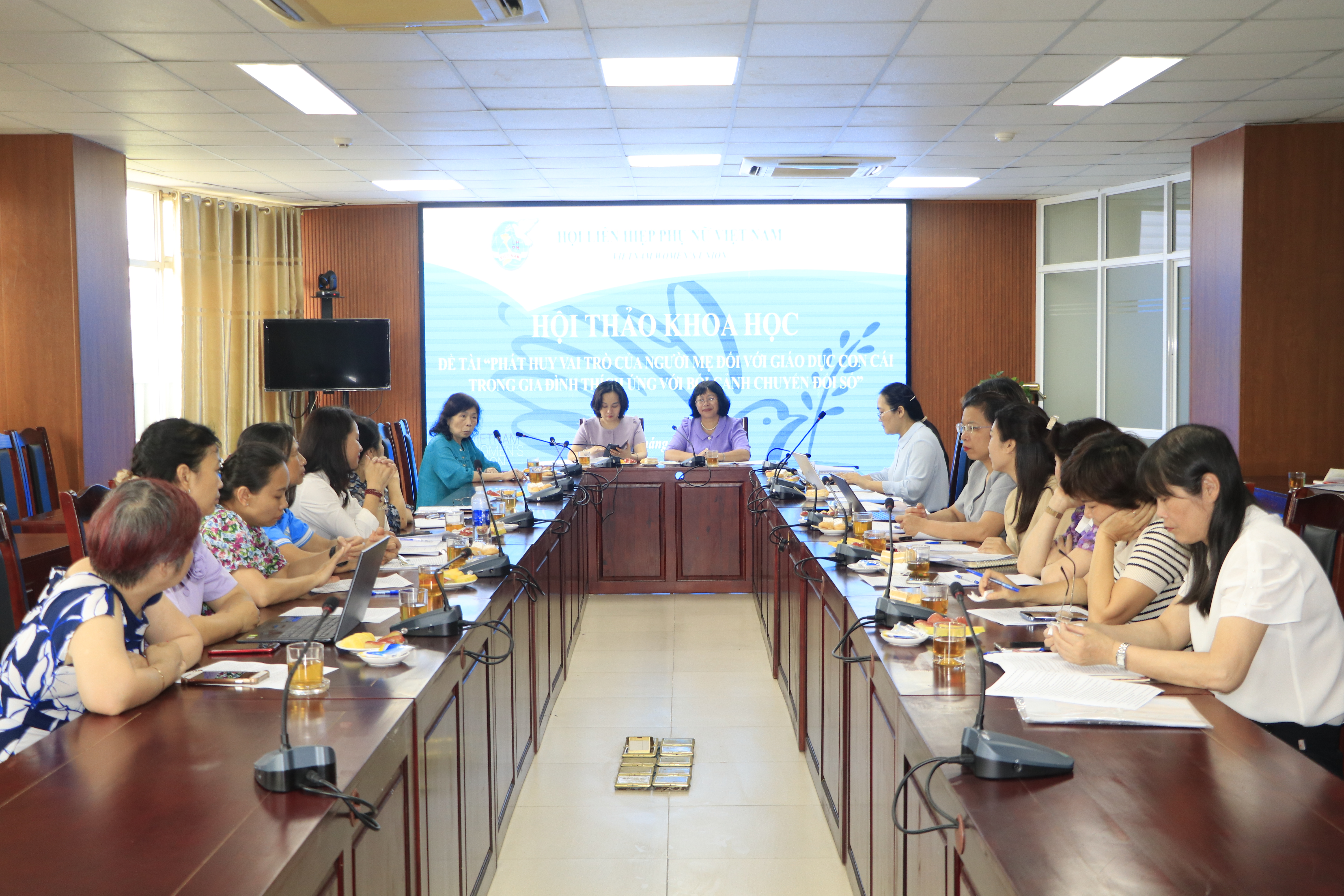 Đồng hành cùng con trong bối cảnh chuyển đổi số - ảnh 2