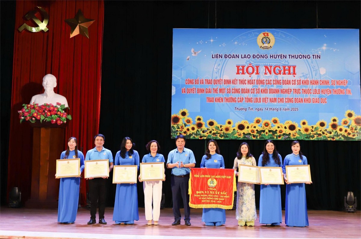 Giải thể, kết thúc hoạt động của các Công đoàn cơ sở tại Thường Tín - ảnh 2