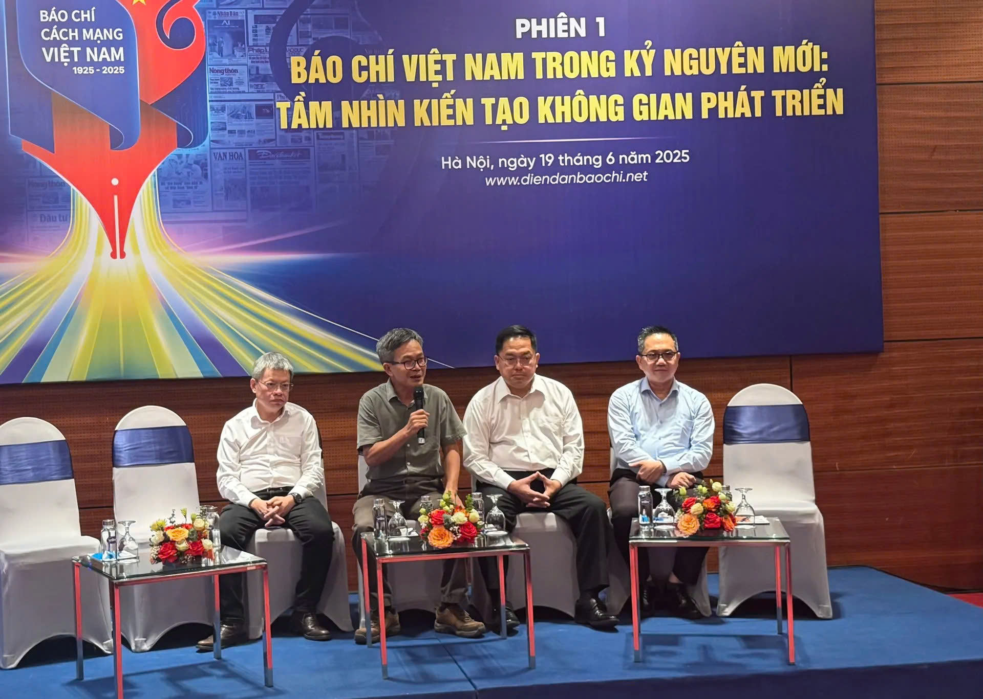 Báo chí Việt Nam trong kỷ nguyên mới: Tầm nhìn kiến tạo không gian phát triển - ảnh 1