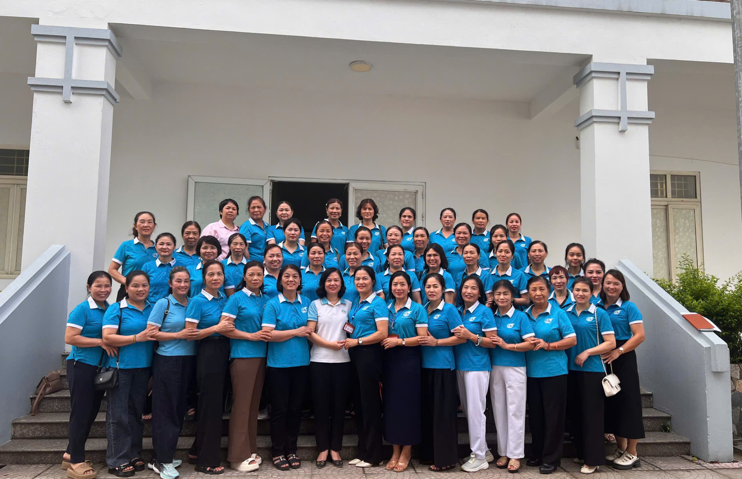 Hội LHPN xã Thư Lâm: Tổ chức thành công Hội nghị Ban Chấp hành lần thứ nhất - ảnh 1