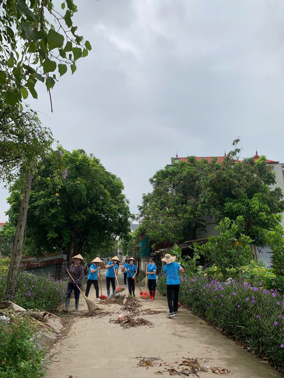 Phát động tổng vệ sinh môi trường, lan tỏa thông điệp “Phụ nữ góp phần tạo ra sự thay đổi” - ảnh 9