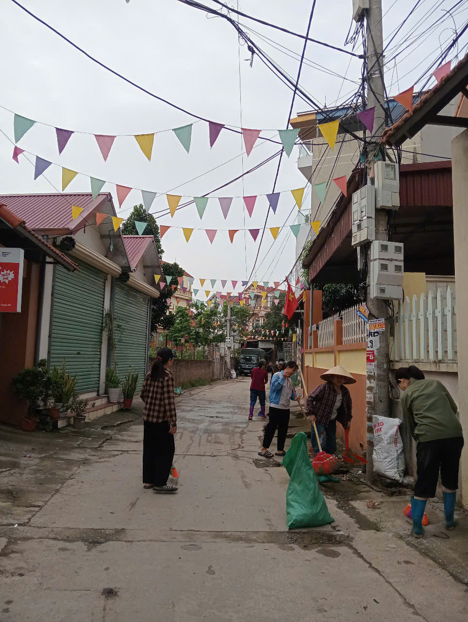 Phát động tổng vệ sinh môi trường, lan tỏa thông điệp “Phụ nữ góp phần tạo ra sự thay đổi” - ảnh 5