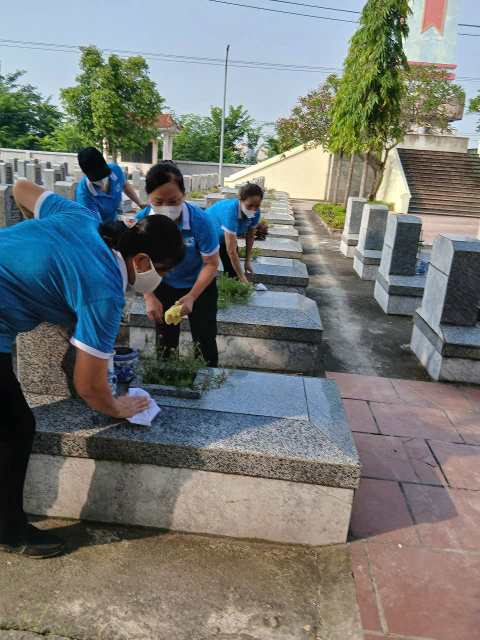 “Ngày cuối tuần Xanh” của phụ nữ xã Thư Lâm - ảnh 3