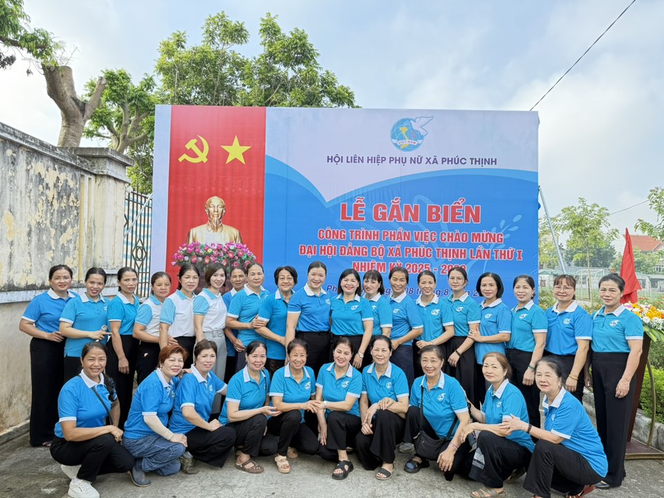 Hội LHPN xã Phúc Thịnh gắn biển phần việc chào mừng Đại hội Đảng bộ xã lần thứ I nhiệm kỳ 2025-2030 - ảnh 2