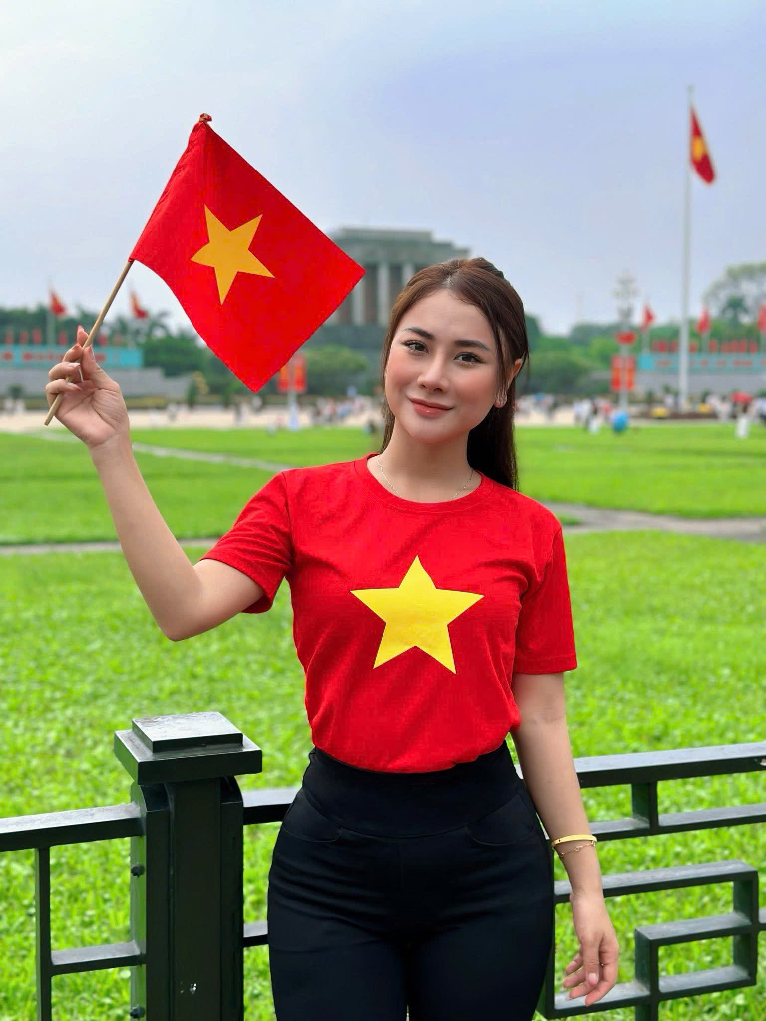 Chung tay giữ gìn Thủ đô Văn hiến, Văn minh, Sáng, Xanh, Sạch, Đẹp mừng Đại lễ 2/9 - ảnh 4