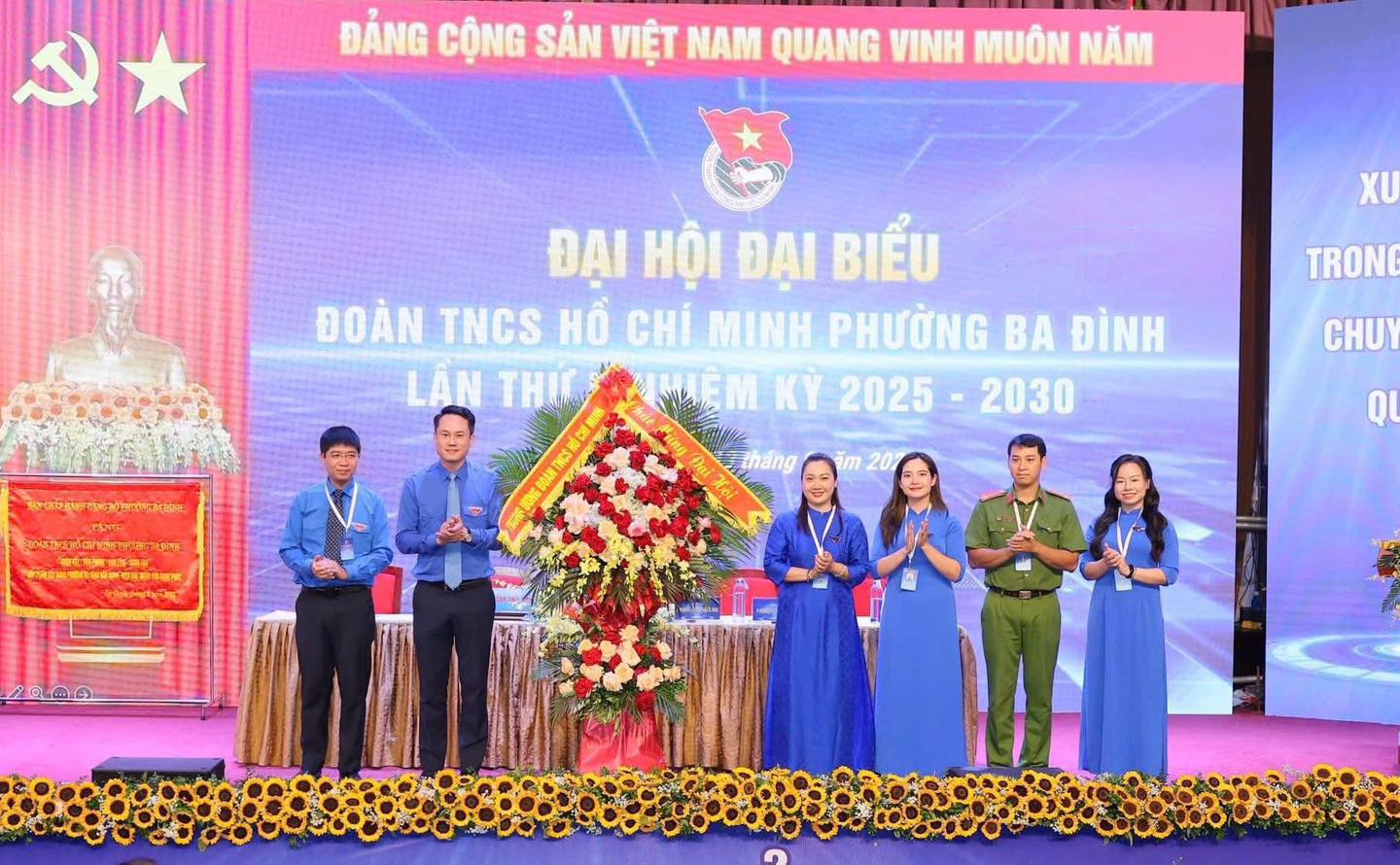 Hà Nội tổ chức thành công Đại hội Đoàn điểm cấp trên trực tiếp cơ sở - ảnh 1