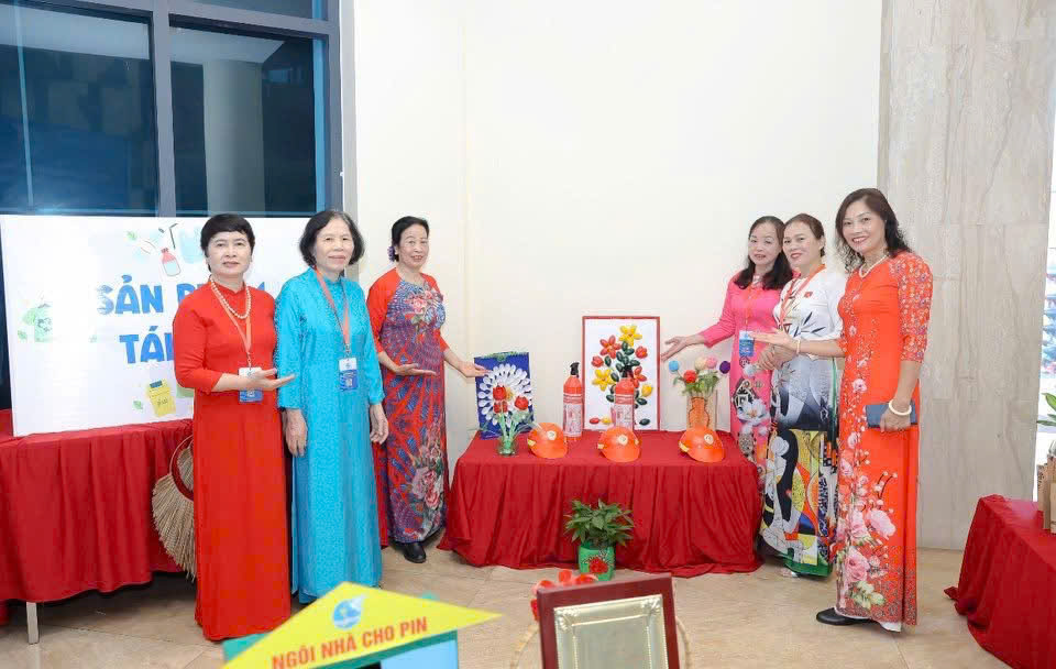 “Không gian xanh” tạo điểm nhấn tại Đại hội đại biểu phụ nữ phường Ngọc Hà - ảnh 1