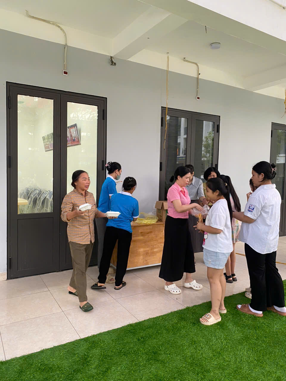 Phụ nữ Thư Lâm chủ động, trách nhiệm ứng phó với bão số 11 - ảnh 5