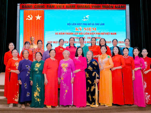 Hội LHPN xã Thư Lâm: Gặp gỡ, tri ân cán bộ Hội qua các thời kỳ - ảnh 13