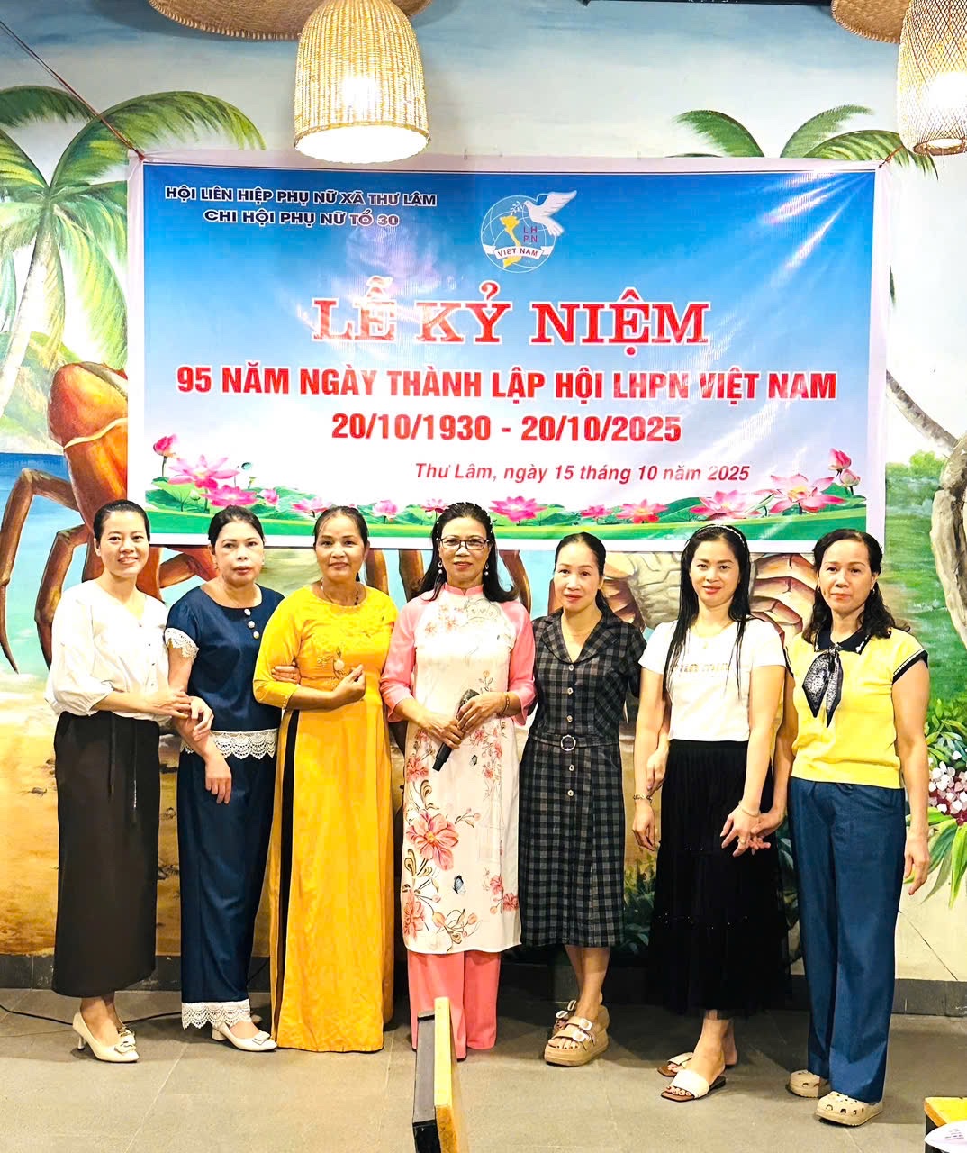 Sôi nổi hoạt động kỷ niệm ngày 20/10 của phụ nữ xã Thư Lâm - ảnh 3