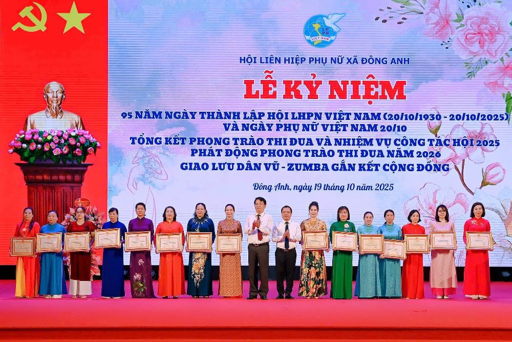 Hội LHPN xã Đông Anh: Long trọng tổ chức kỷ niệm 95 năm ngày thành lập Hội LHPN Việt Nam - ảnh 4