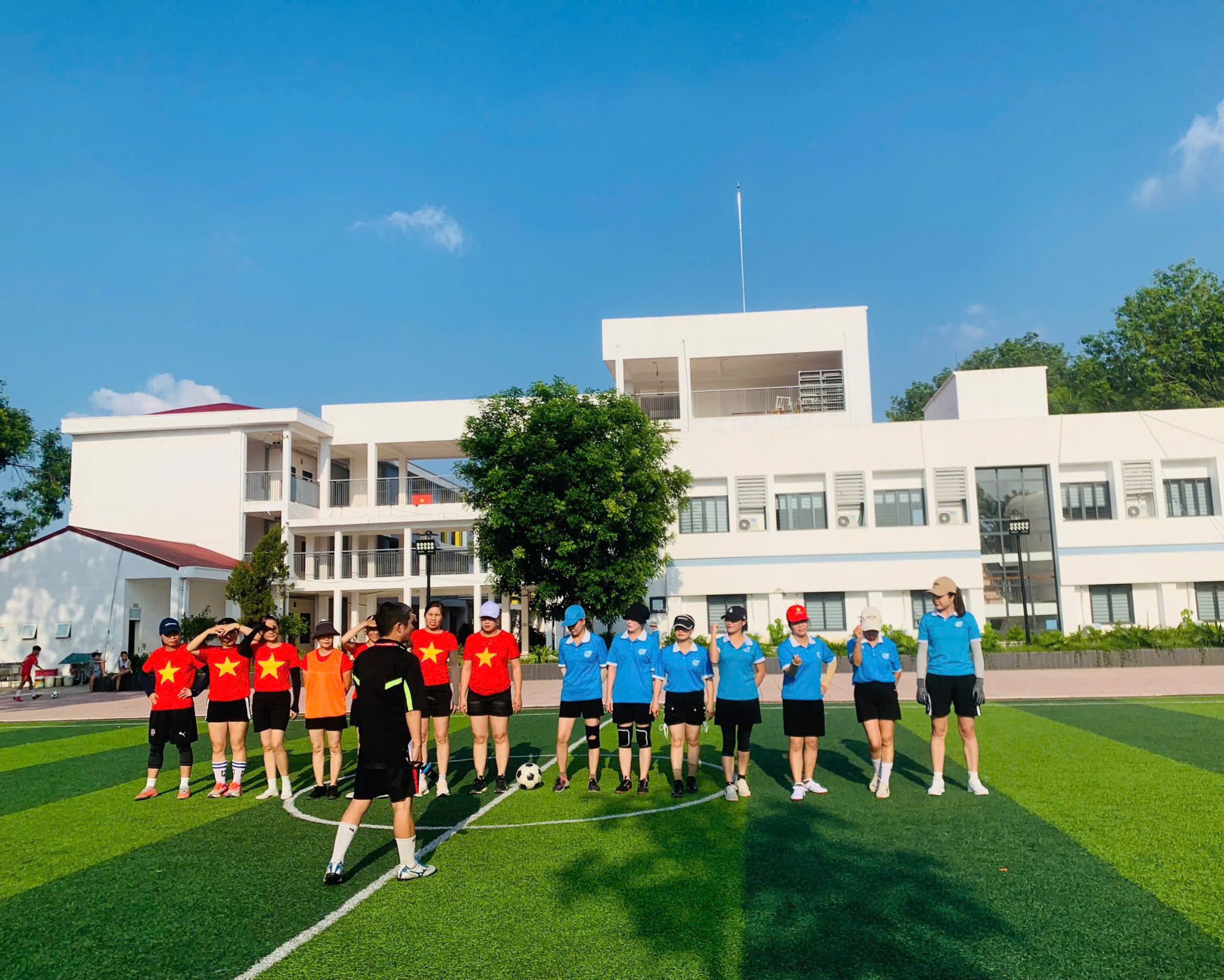 Sôi nổi các hoạt động chào mừng 20/10 của phụ nữ Phúc Thịnh - ảnh 6