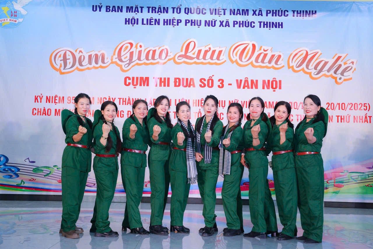 Sôi nổi các hoạt động chào mừng 20/10 của phụ nữ Phúc Thịnh - ảnh 3