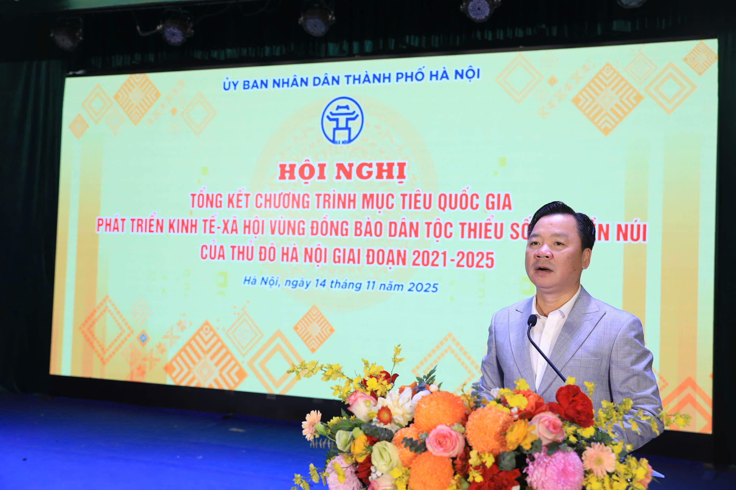 Quyết sách mang tính bước ngoặt cho vùng đồng bào dân tộc thiểu số và miền núi Thủ đô - ảnh 4