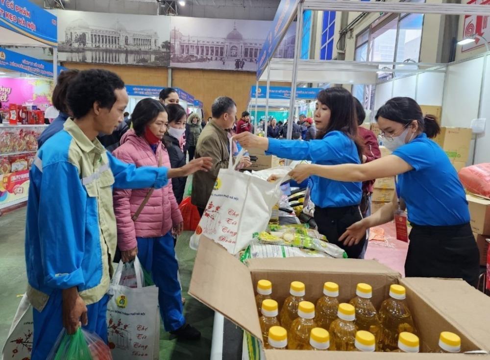 Tổ chức Hội chợ hàng Việt phục vụ đoàn viên, công nhân lao động năm 2025 - ảnh 1
