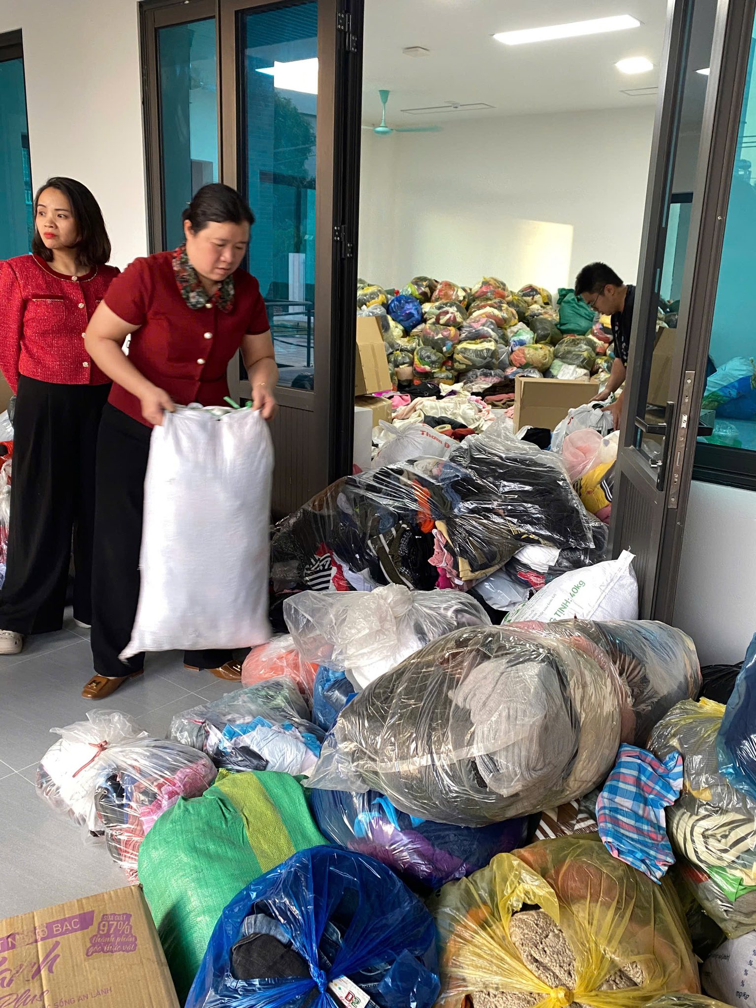 Hội LHPN xã Phúc Thịnh: Tích cực tuyên truyền, ủng hộ đồng bào ảnh hưởng bởi mưa lũ - ảnh 2