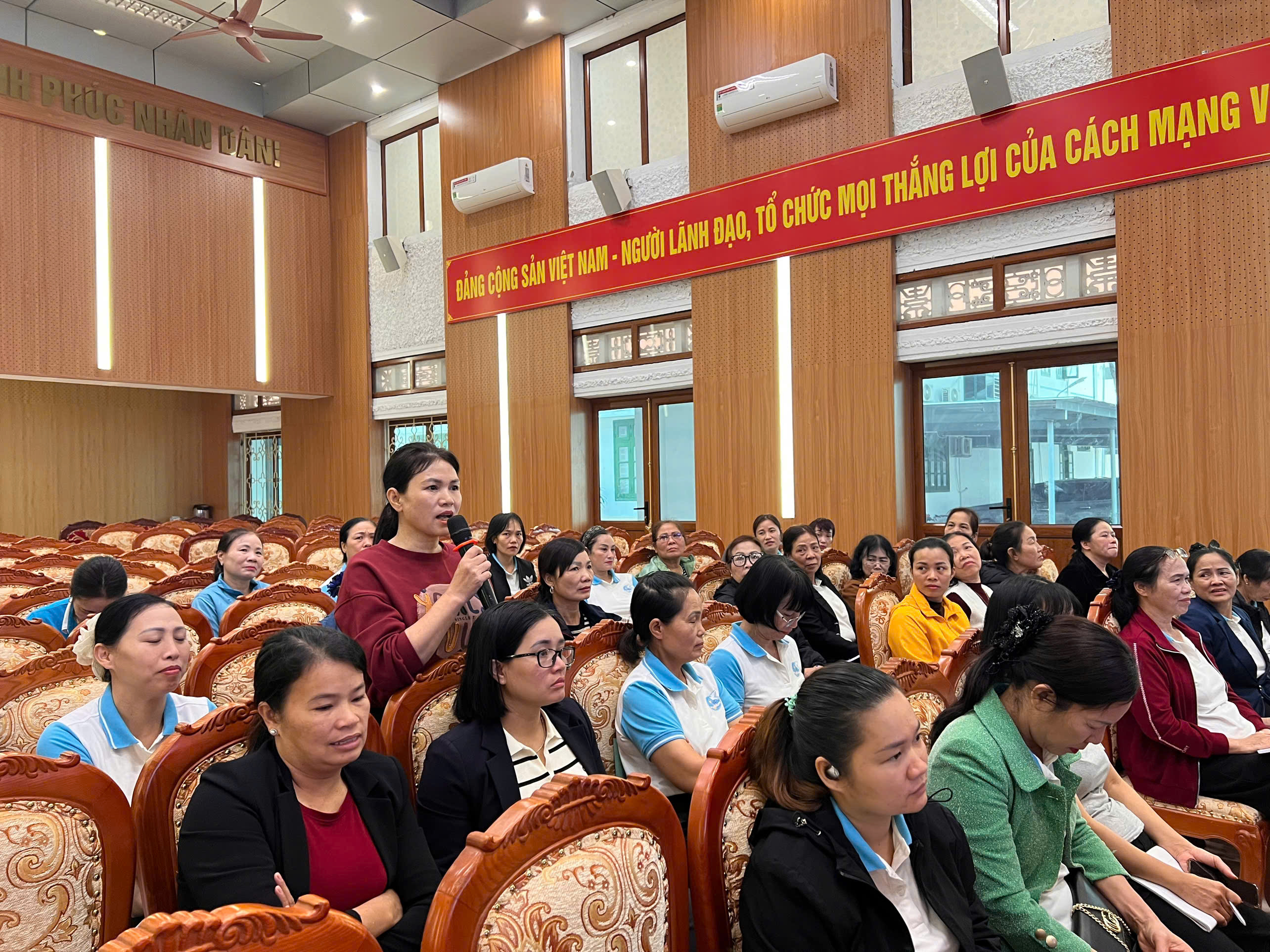 Hội LHPN xã Thư Lâm: Tổ chức hội nghị giao ban Công tác Hội tháng 12 năm 2025 - ảnh 4