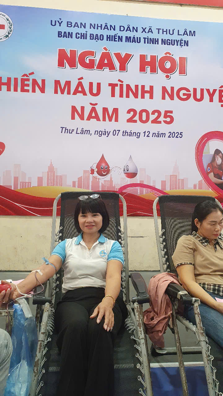 Hội LHPN xã Thư Lâm: Tích cực tham gia “Ngày Chủ nhật Hồng” hiến máu tình nguyện - ảnh 8