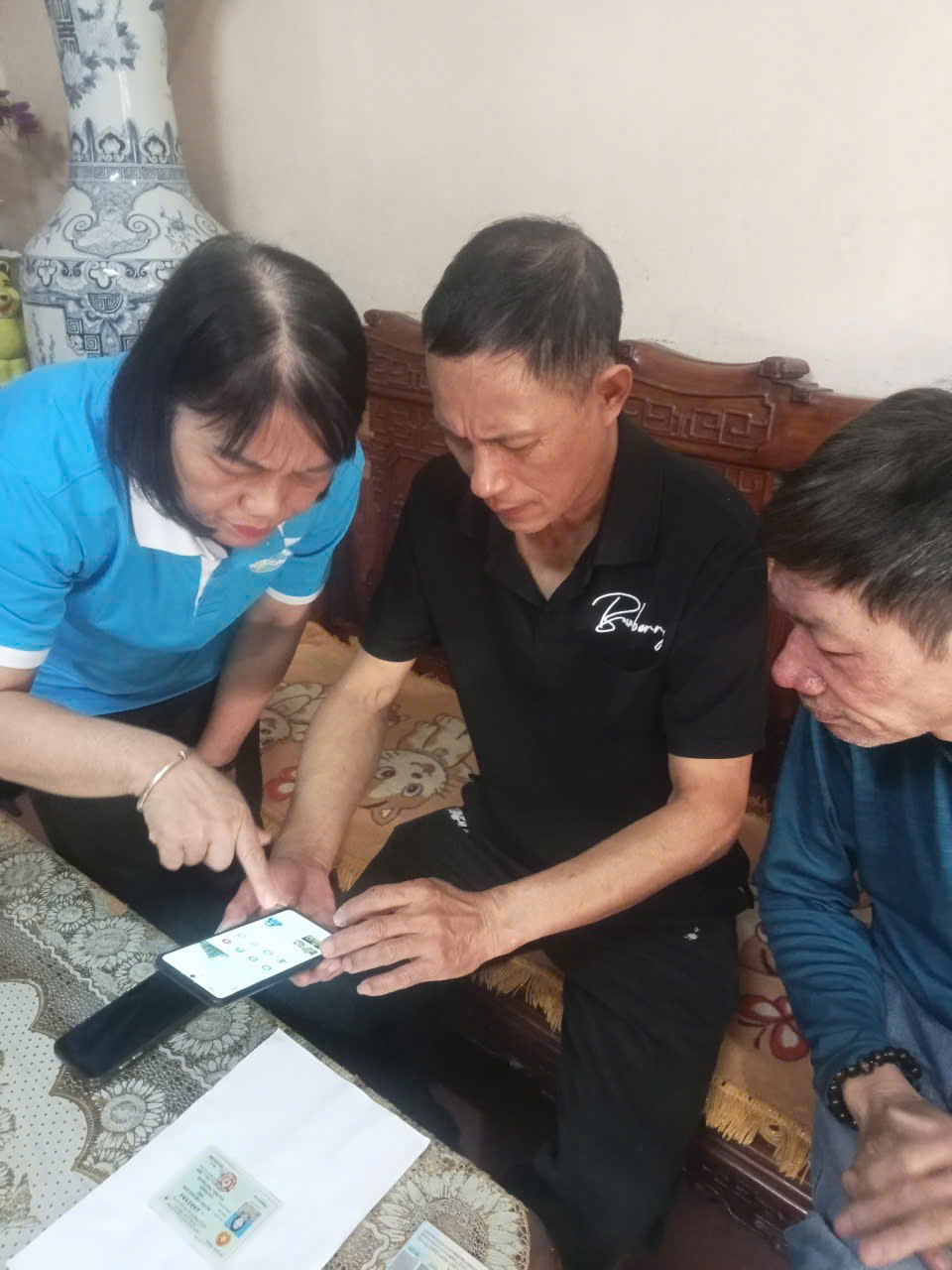 Chi hội Phụ nữ Công An xã Thư Lâm: Phối hợp tuyên truyền, phổ biến pháp luật trong trường học - ảnh 2