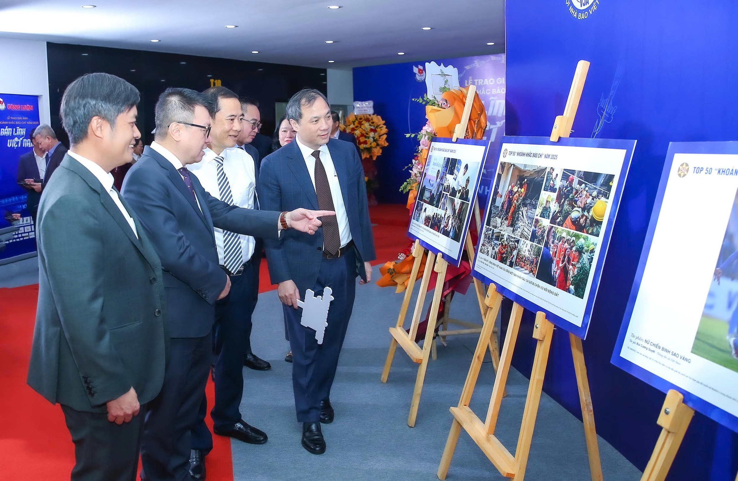 Tôn vinh những khoảnh khắc cuộc sống được ghi lại bằng trách nhiệm, đam mê - ảnh 2