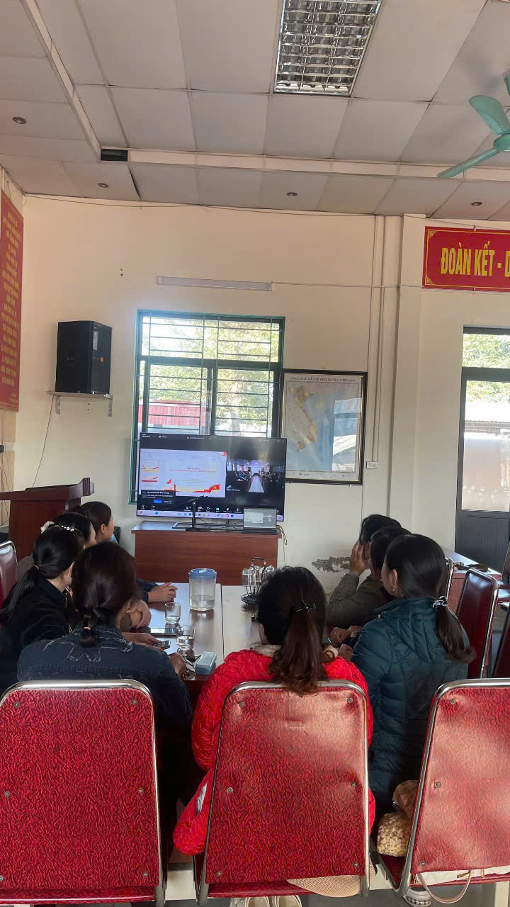 Hội LHPN xã Thư Lâm: Tham gia tập huấn kiến thức pháp luật năm 2025 - ảnh 3