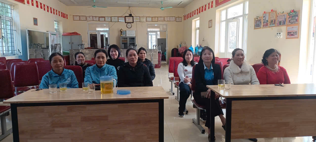 Hội LHPN xã Thư Lâm: Tham gia tập huấn kiến thức pháp luật năm 2025 - ảnh 5