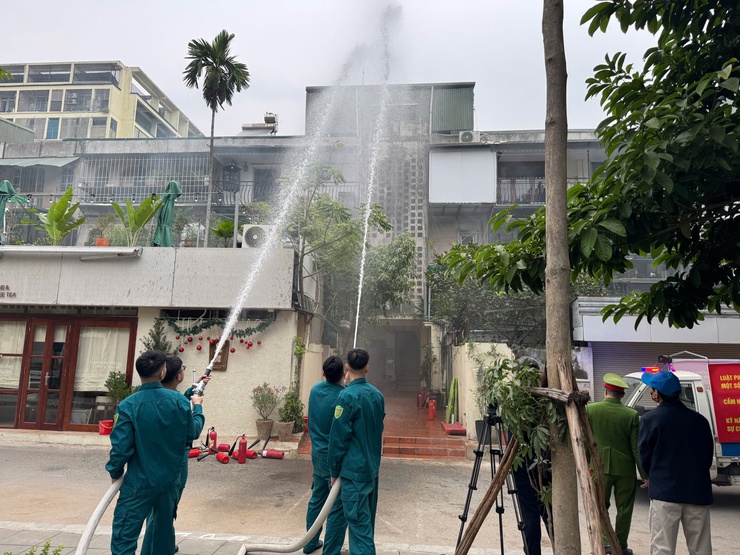 Phường Ngọc Hà: Nâng cao trách nhiệm của cộng đồng trong phòng cháy, chữa cháy - ảnh 5