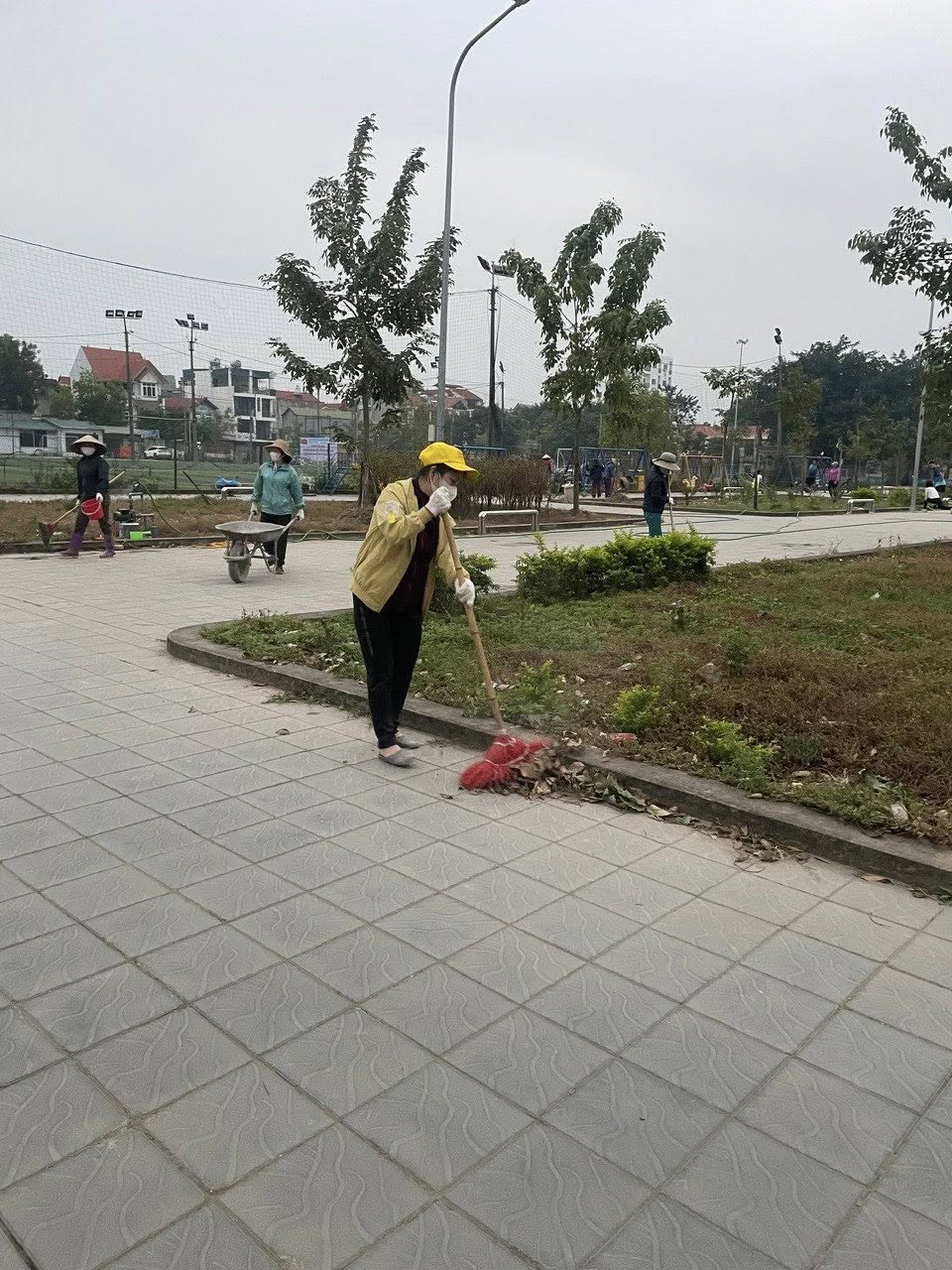 Hội LHPN xã Phúc Thịnh: Tổng vệ sinh môi trường, thu gom rác thải nhựa - ảnh 8