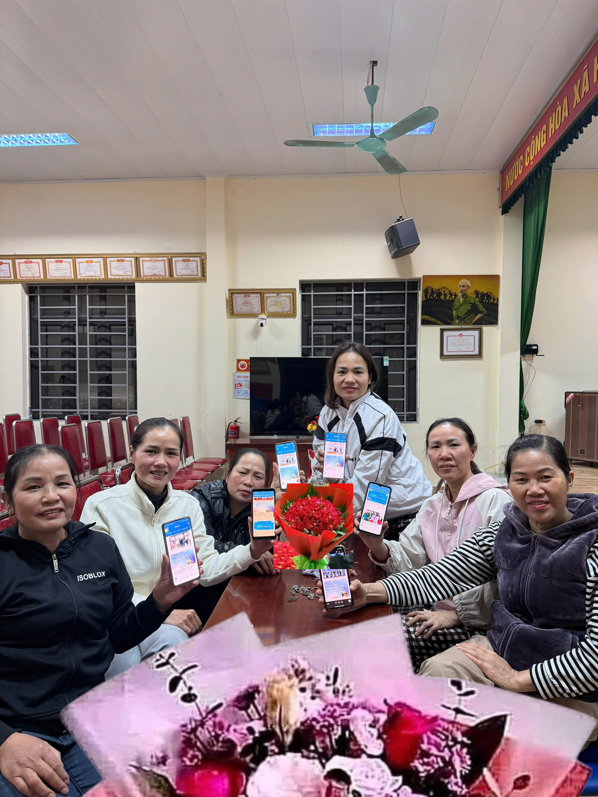 Phụ nữ xã Thư Lâm: Tiên phong chuyển đổi số với ứng dụng app “Phụ nữ Việt Nam” - ảnh 6