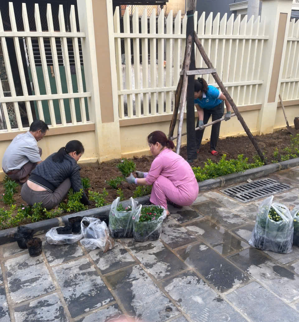 Hội LHPN xã Thư Lâm: Đẩy mạnh nhiều hoạt động thiết thực chào mừng Đại hội Đại biểu toàn quốc của Đảng lần thứ XIV - ảnh 7