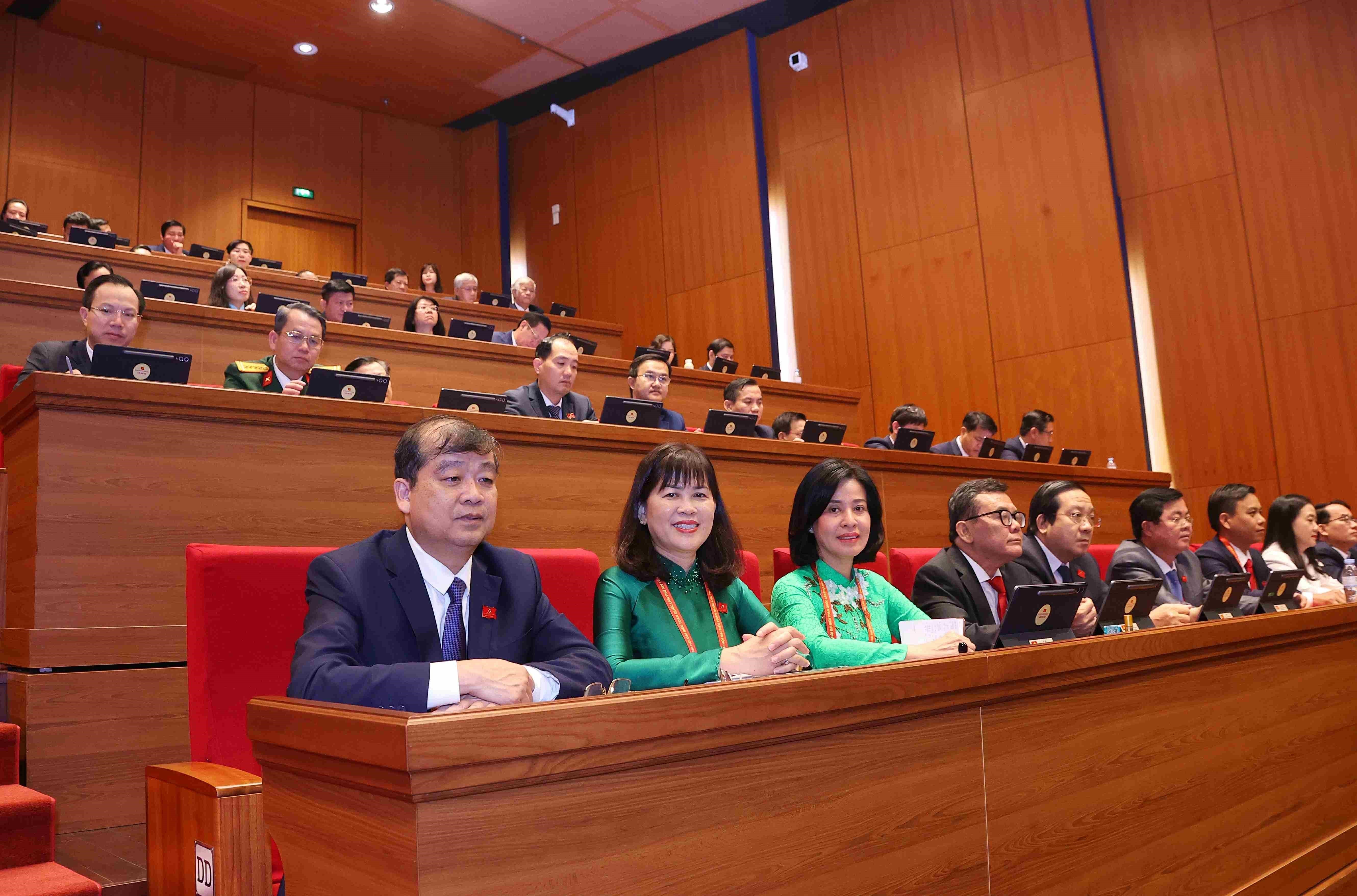 Một số hình ảnh đẹp của đại biểu nữ tại phiên khai mạc Đại hội XIV của Đảng - ảnh 11