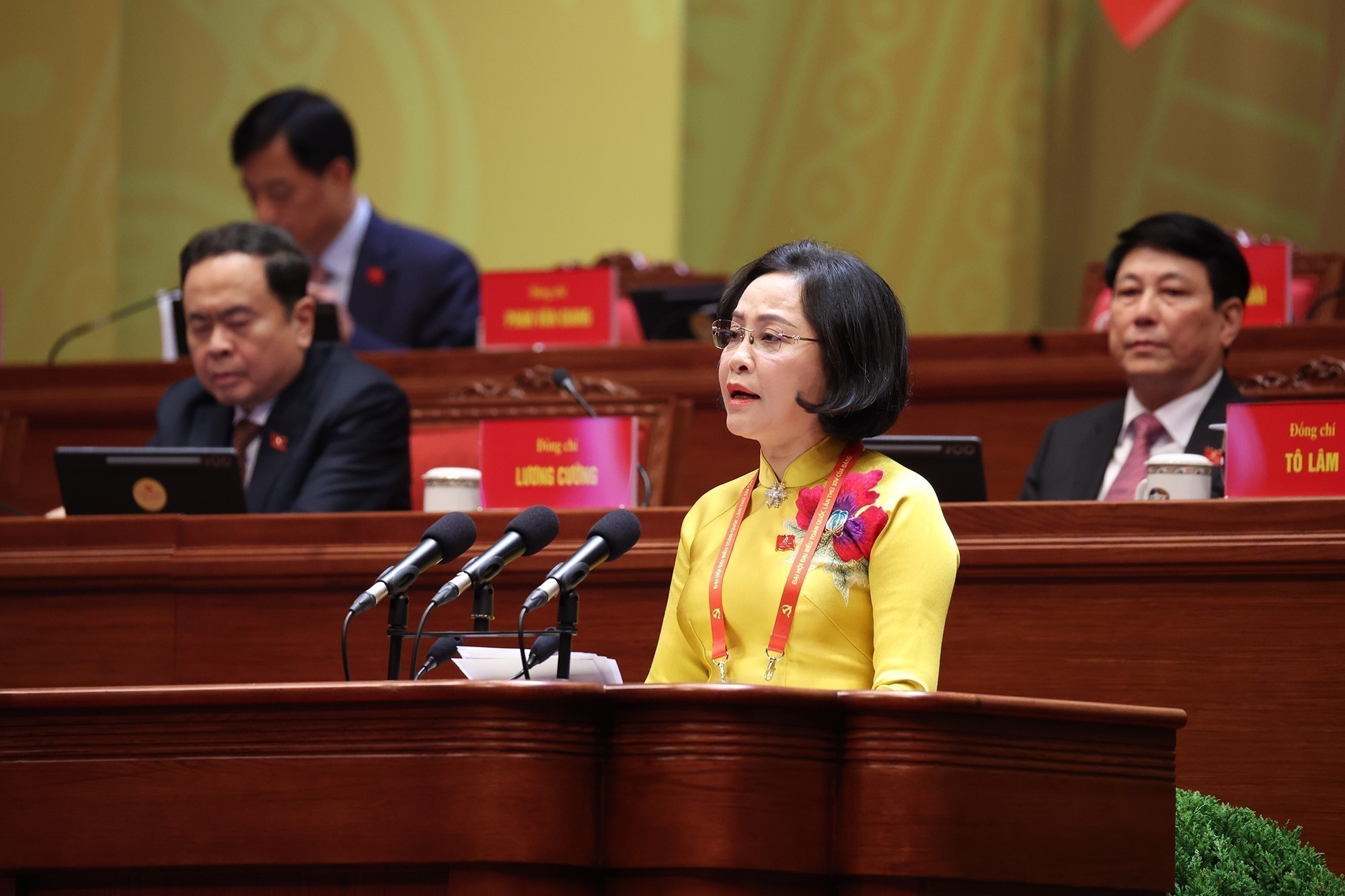 Một số hình ảnh tại phiên thảo luận trong sáng ngày làm việc thứ 3 Đại hội XIV - ảnh 10