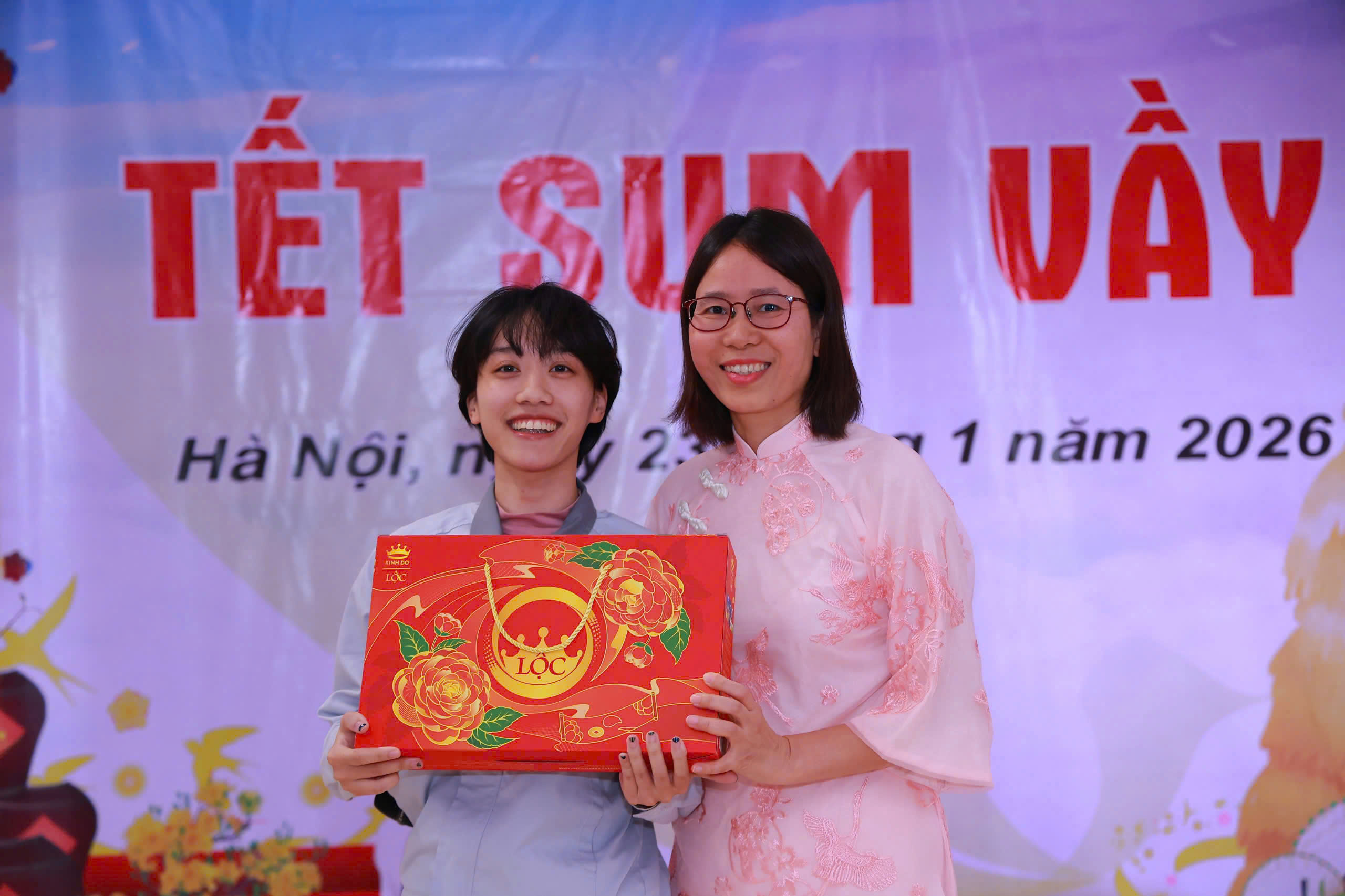 Gần 1.000 đoàn viên, người lao động Công ty TOTO Việt Nam tham gia chương trình “Tết sum vầy” - ảnh 8