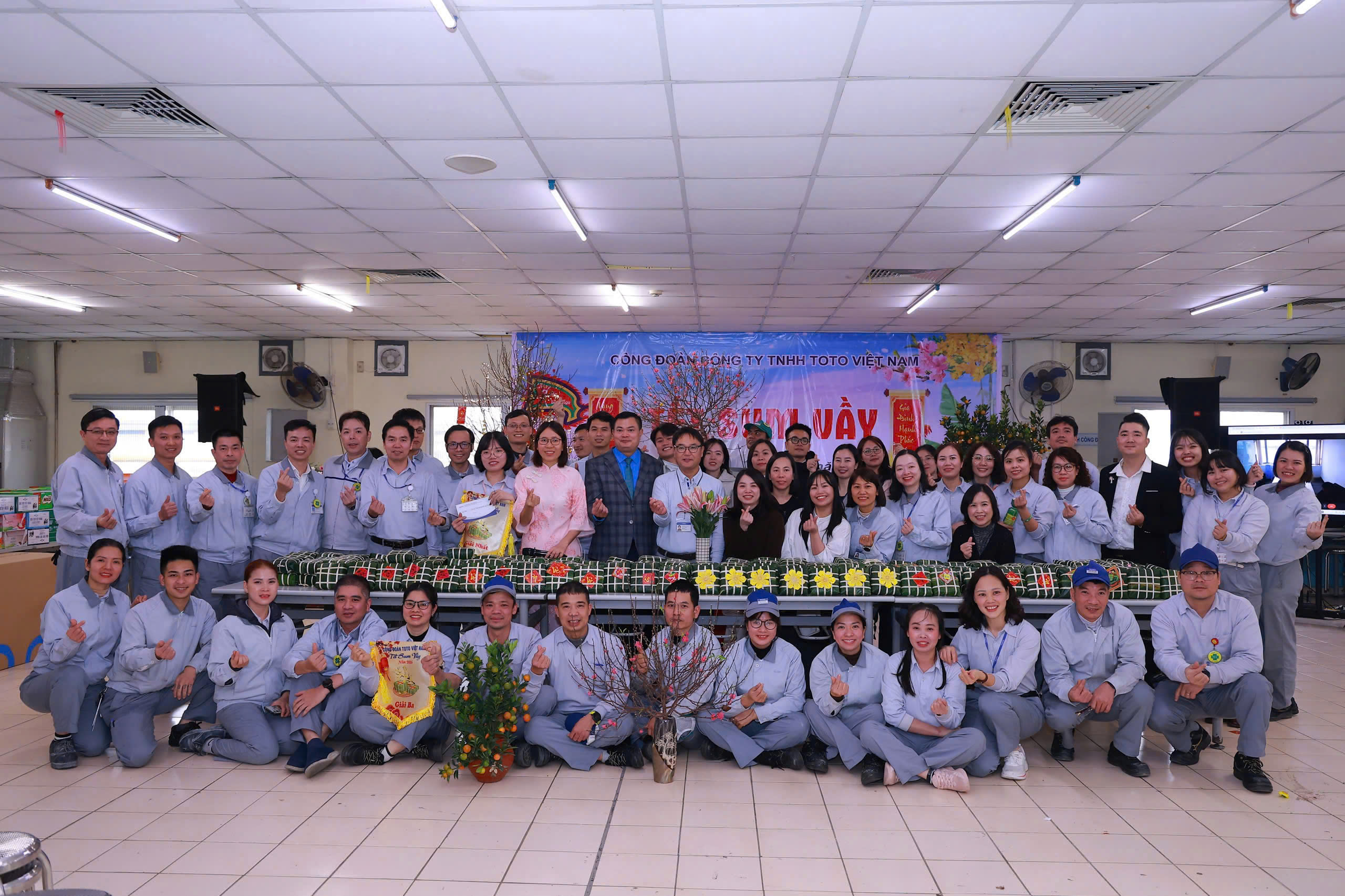 Gần 1.000 đoàn viên, người lao động Công ty TOTO Việt Nam tham gia chương trình “Tết sum vầy” - ảnh 1