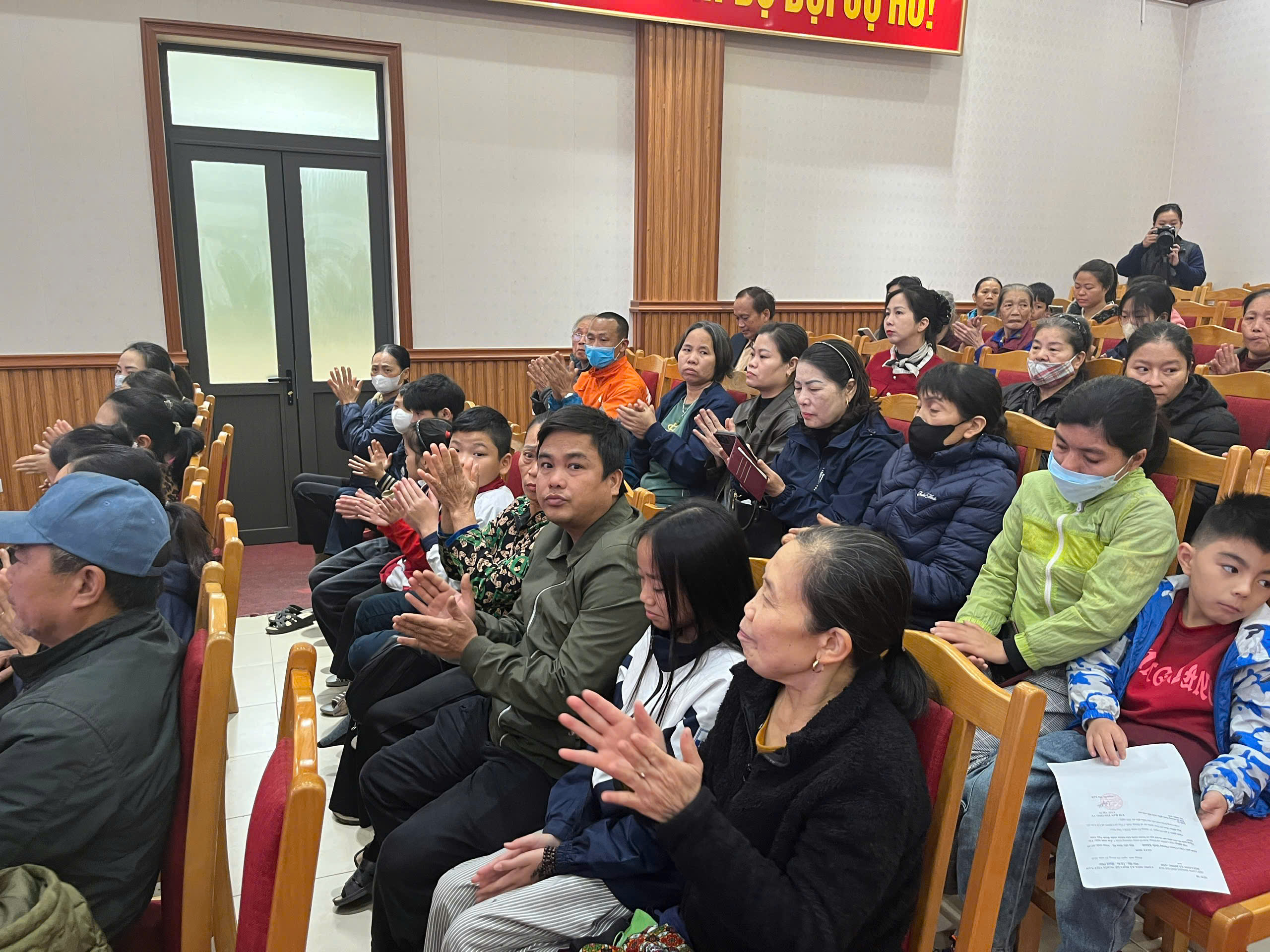 Phụ nữ Đông Anh: Chăm lo phụ nữ và trẻ em có hoàn cảnh khó khăn dịp Tết nguyên đán - ảnh 2